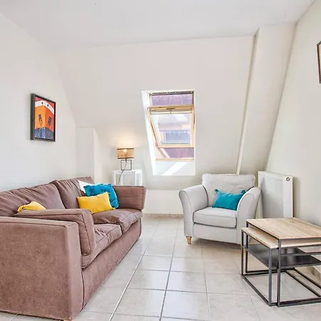 Apartment Lumineux Avec Balcon Et Piscine Pour 5 Personnes - Fr-1-788-67 *