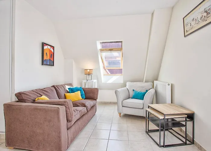 דירה Lumineux Avec Balcon Et Piscine Pour 5 Personnes - Fr-1-788-67 *