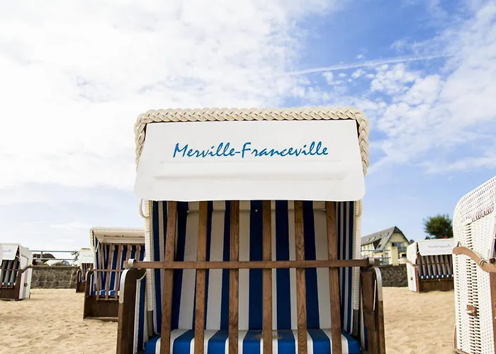 Lumineux Avec Balcon Et Piscine Pour 5 Personnes - Fr-1-788-67 Appartamento *