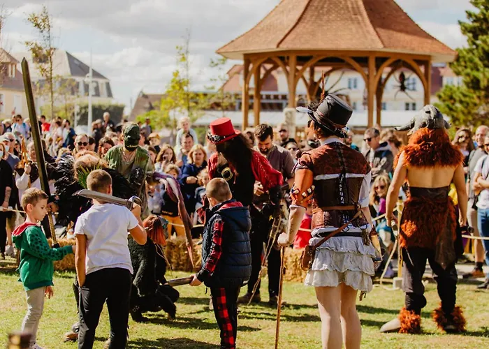 Appartamento Lumineux Avec Balcon Et Piscine Pour 5 Personnes - Fr-1-788-67 *
